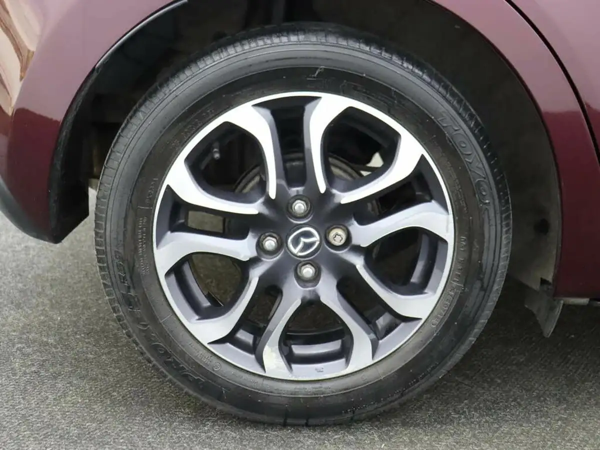 2018-mazda-mazda2-15-sport-nav-big-5