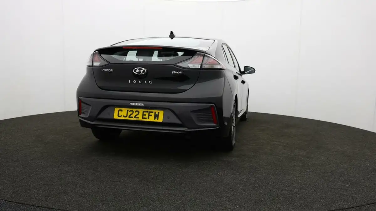 2022-hyundai-ioniq-16-gdi-premium-plug-in-hybrid-big-74