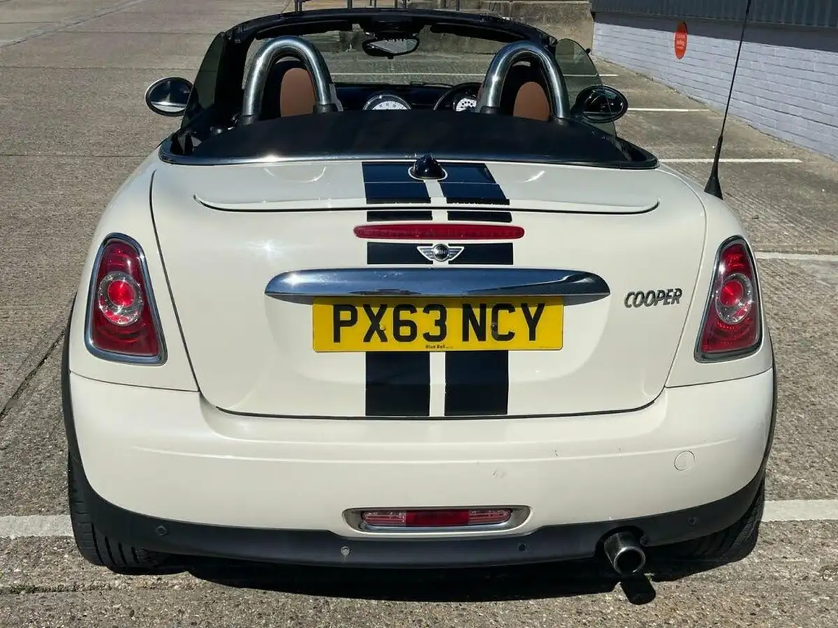 2013-mini-roadster-16-cooper-big-41