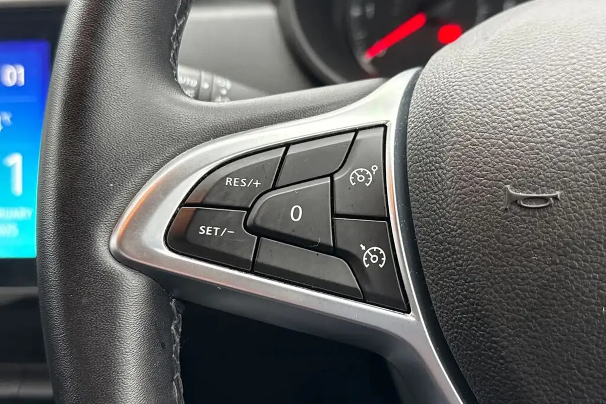 2022-dacia-duster-10-tce-comfort-90hpeu6d-4x2-window-van-big-35