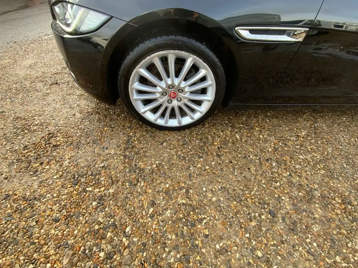 2016-jaguar-xe-20d-portfolio-180ps-awd-auto-big-35