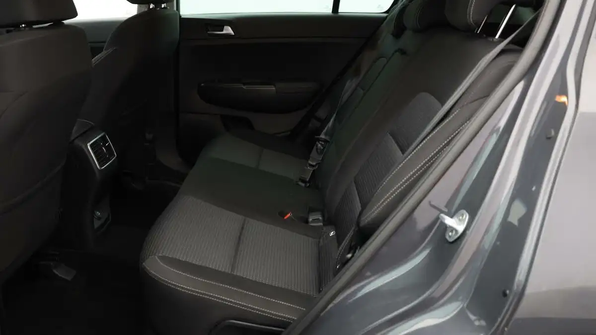 2019-kia-sportage-16-t-gdi-2-big-15