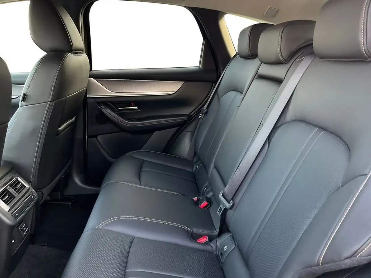 2024-mazda-cx-60-25-e-skyactiv-exclusive-line-big-10