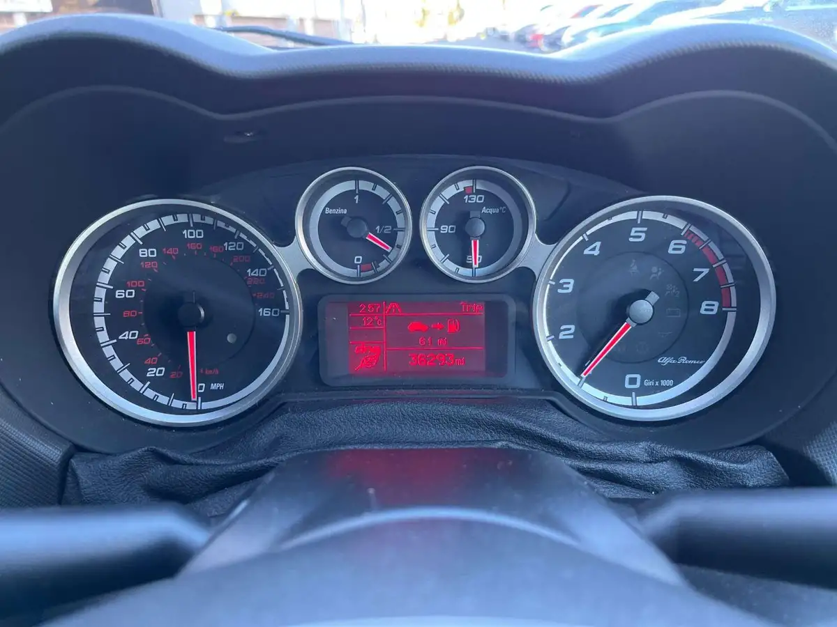 2015-alfa-romeo-mito-09-progression-big-11