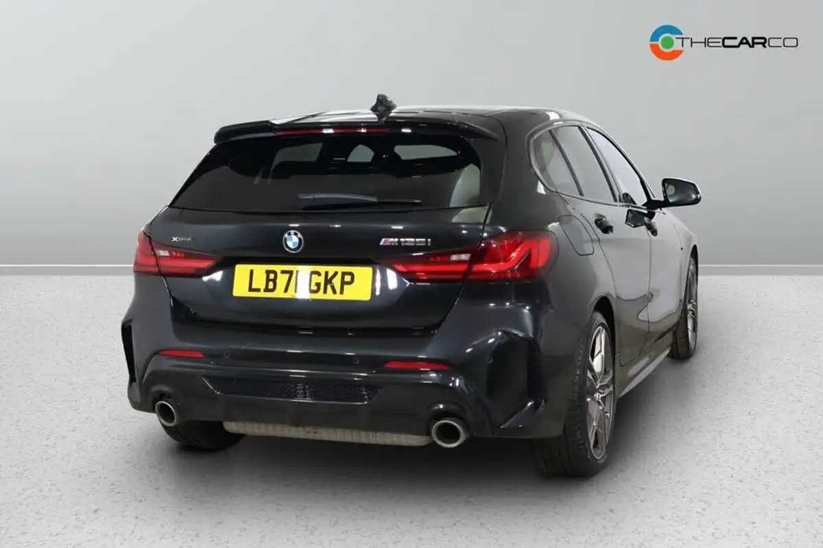 2022-bmw-1-series-20-m135i-xdrive-big-6