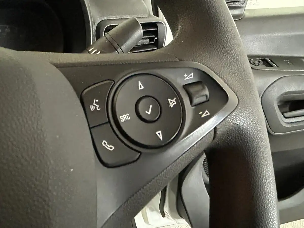 2021-vauxhall-combo-15cdti-dynamic-2300-100pseu6dt-l1h1-panel-big-20