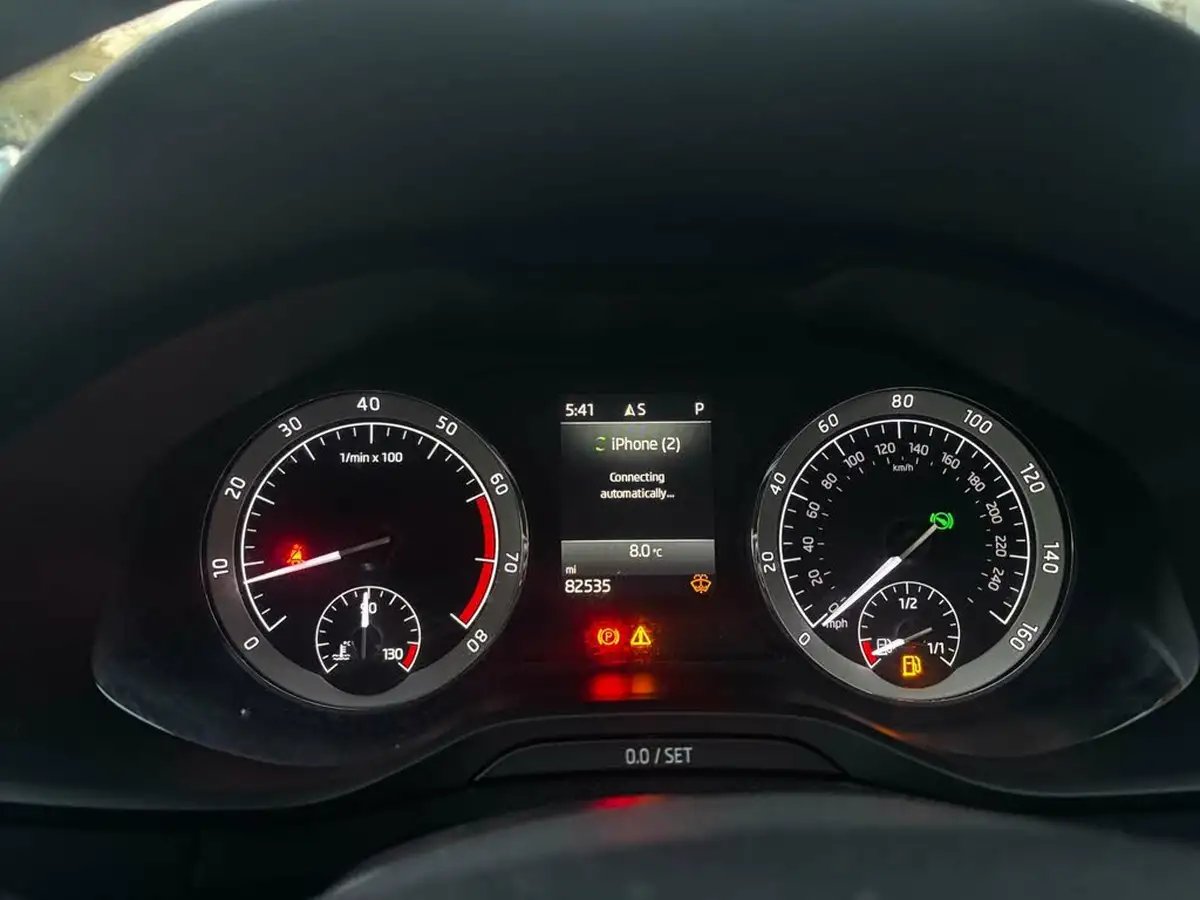 2018-skoda-karoq-15-tsi-se-l-ss-dsg-big-28