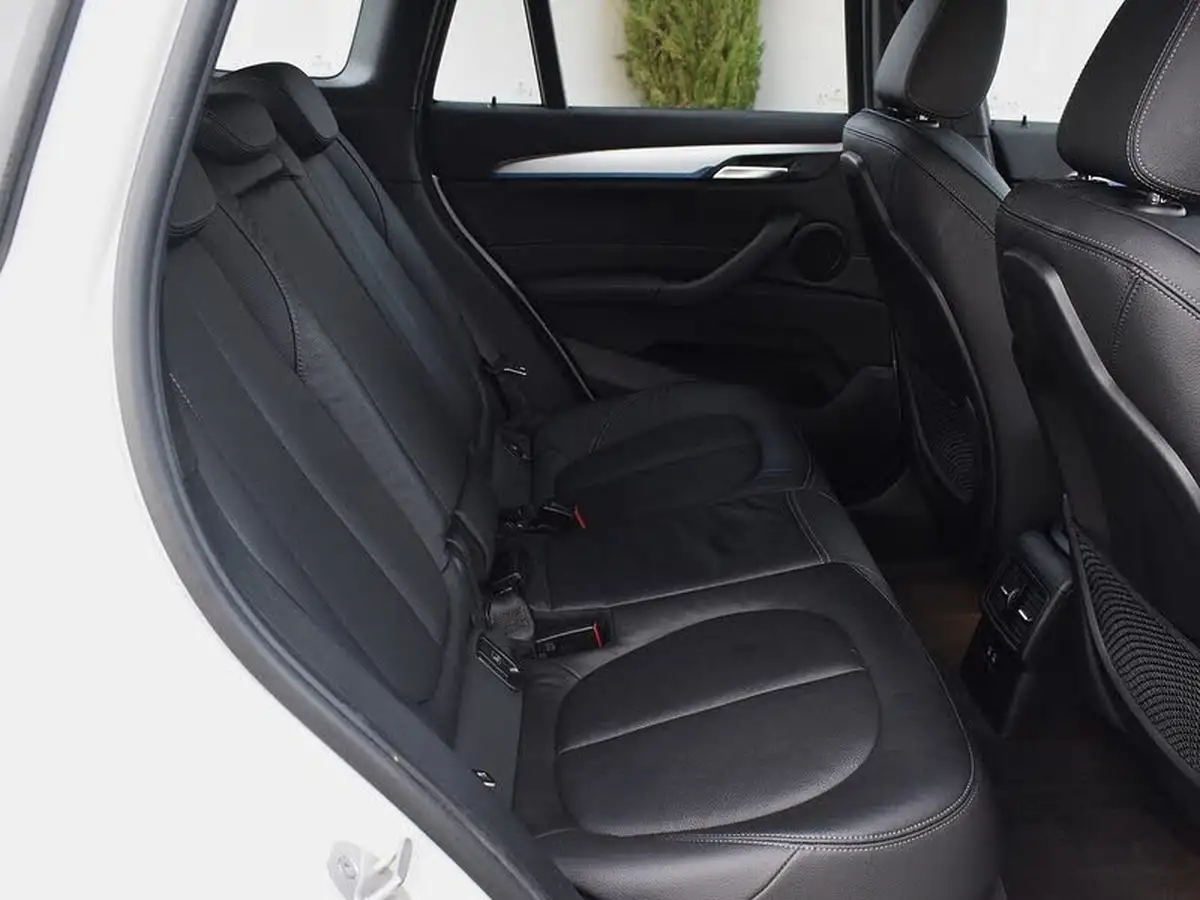 2021-bmw-x1-15-xdrive-25e-phev-m-sport-big-22