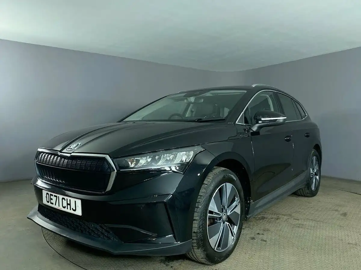 2022-skoda-enyaq-e-80-82-kwh-big-3