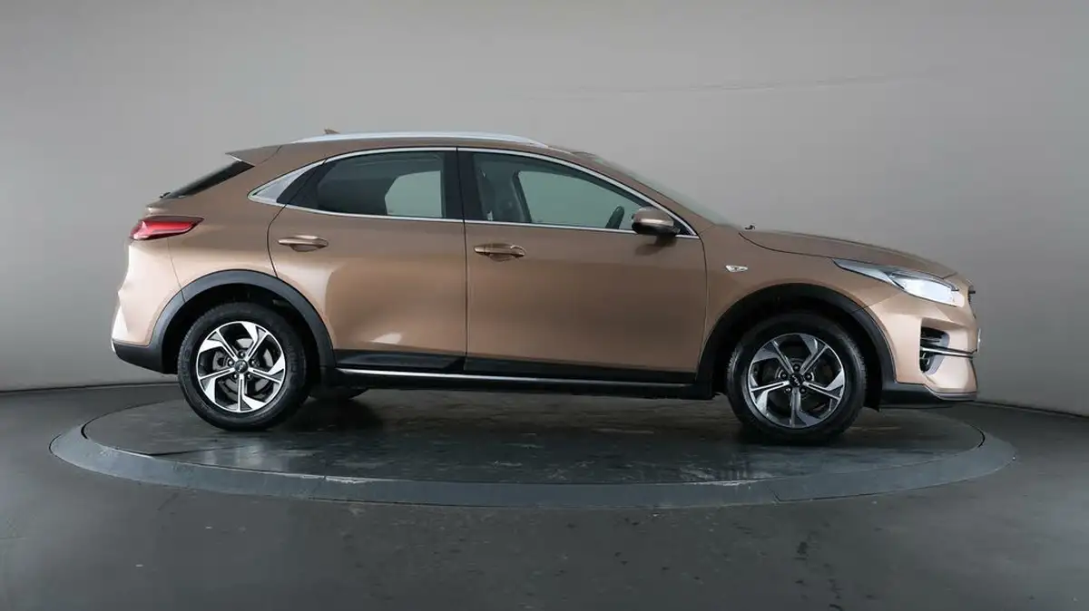 2022-kia-xceed-10-t-gdi-2-big-8