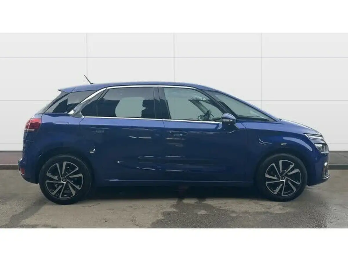 2018-citroen-c4-spacetourer-12-puretech-flair-big-4
