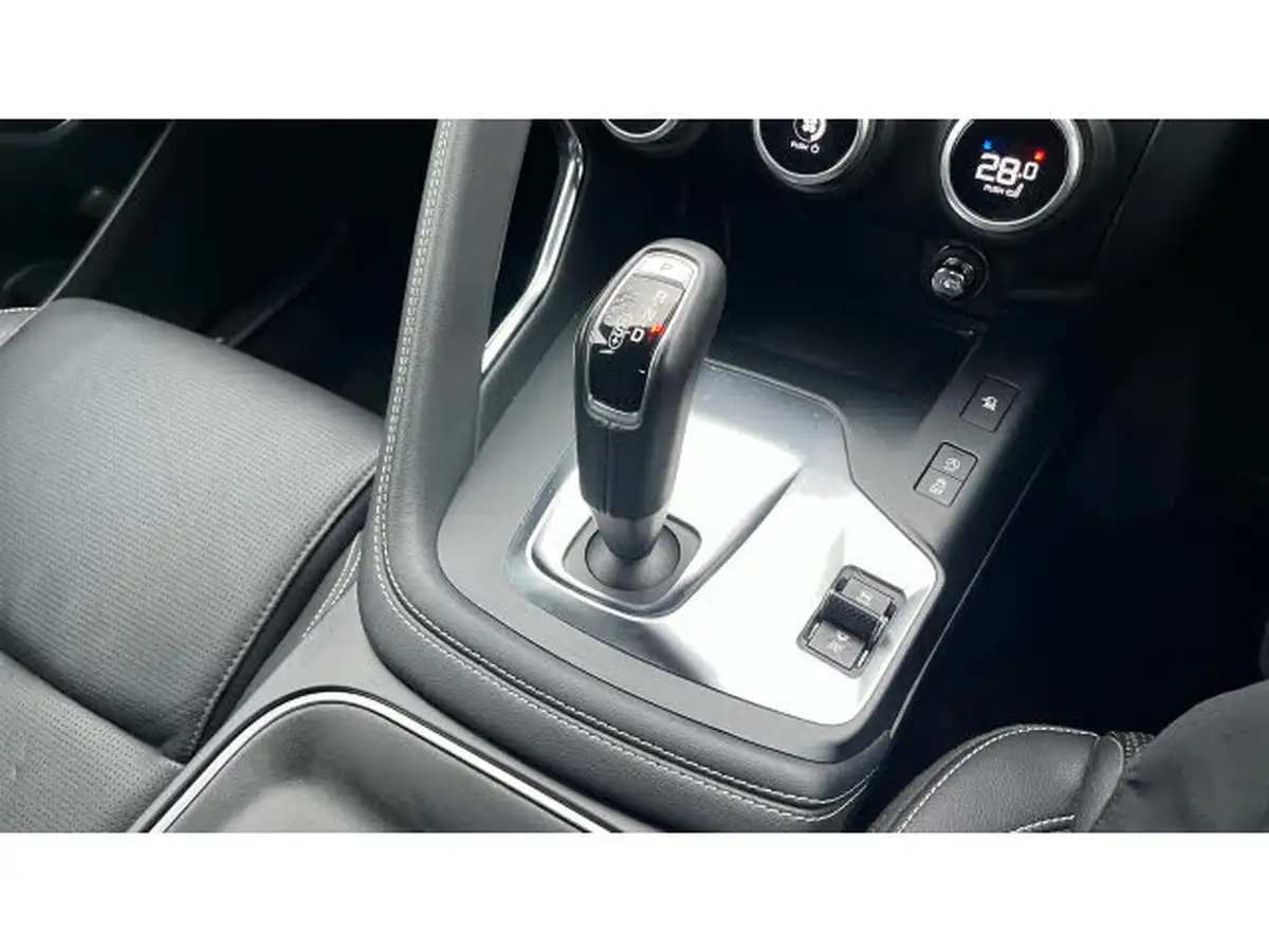 2018-jaguar-e-pace-20-i4-r-dynamic-se-249ps-big-12
