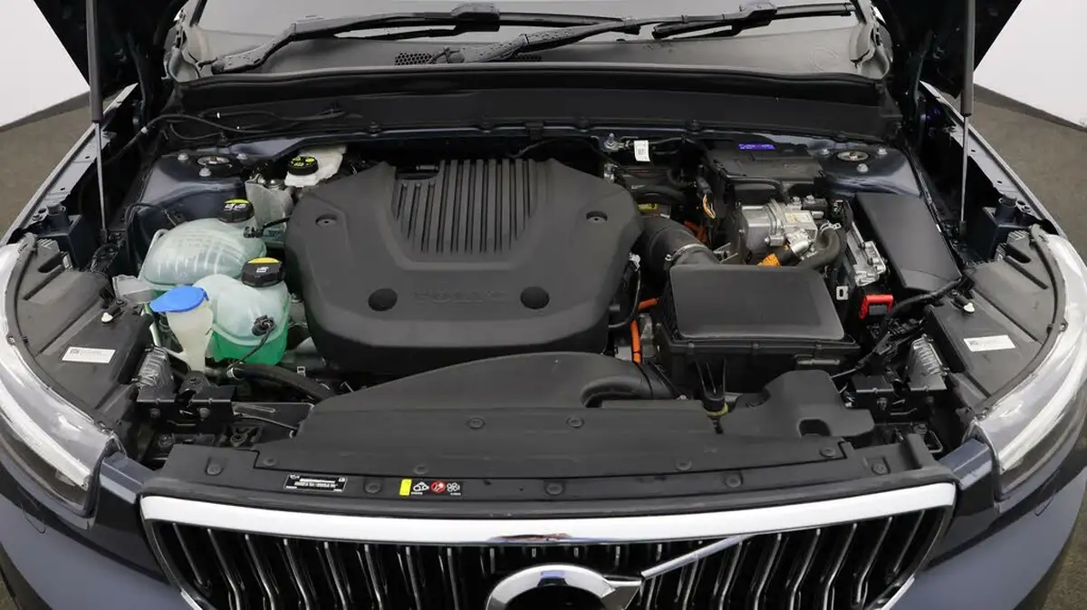 2022-volvo-xc40-15-t5-inscription-pro-big-18