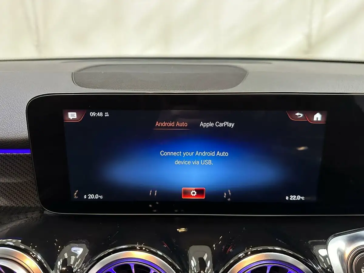 2022-mercedes-benz-glb-class-13-glb200-amg-line-premium-7g-tronic-big-12