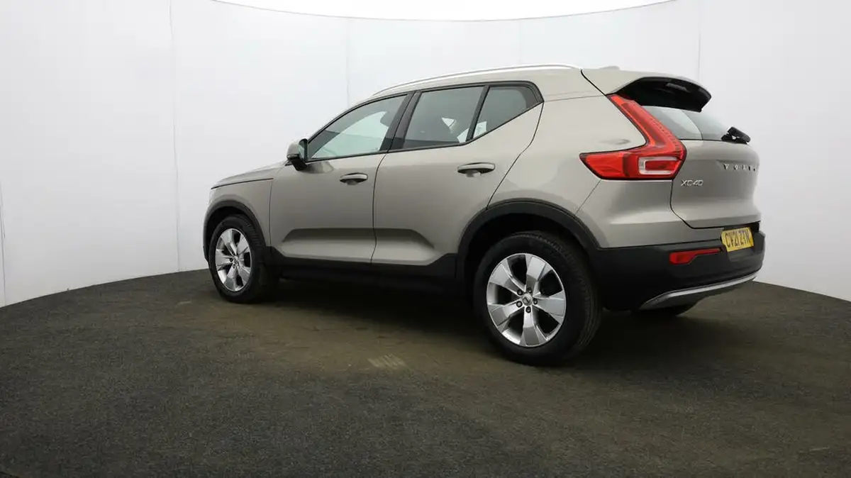 2021-volvo-xc40-15-t3-momentum-161bhp-big-61