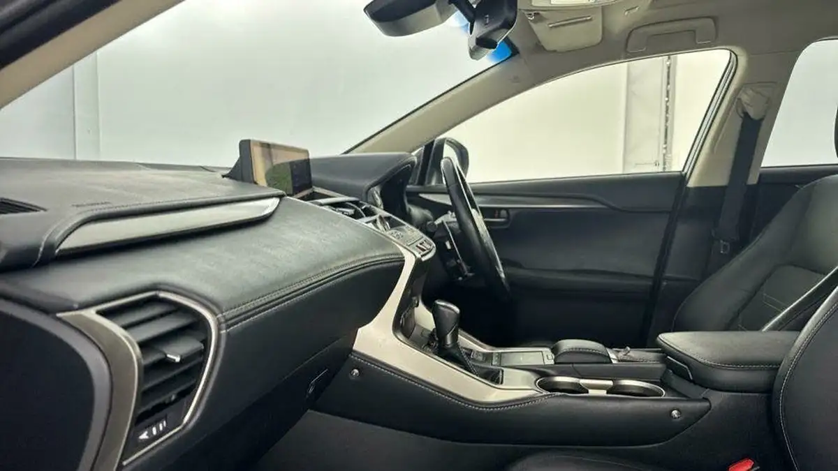 2018-lexus-nx-300h-25-luxury-big-6
