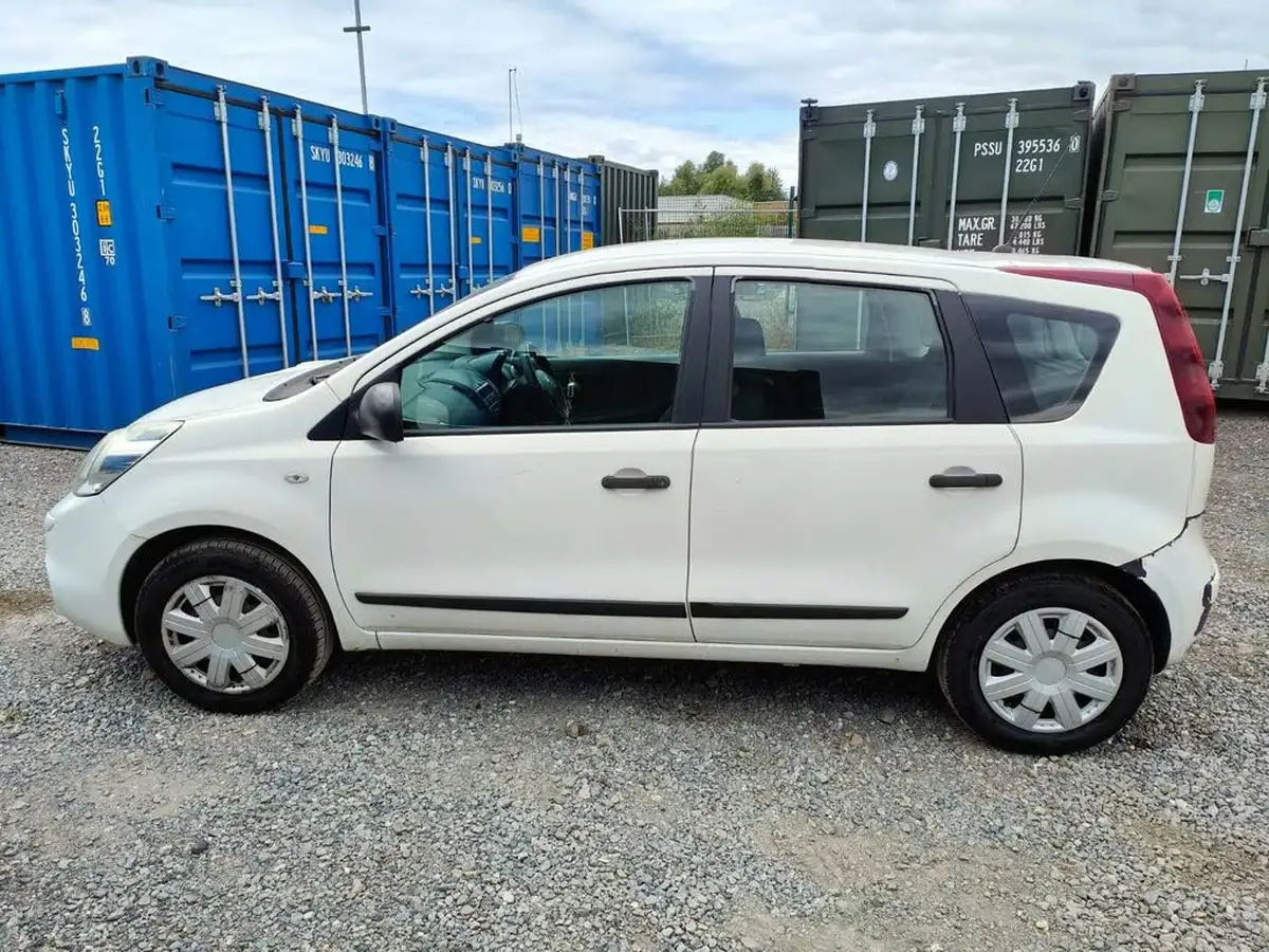 2010-nissan-note-14-visia-16v-ac-big-19