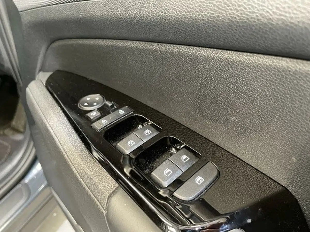 2022-kia-sportage-16-t-gdi-3-148bhp-1598cc-big-14