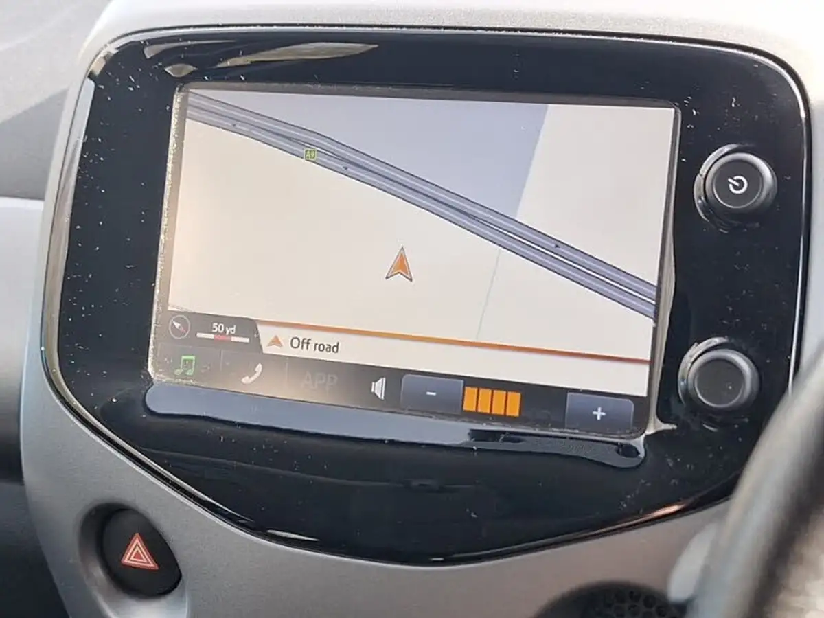2019-toyota-aygo-10-vvt-i-x-plore-big-17