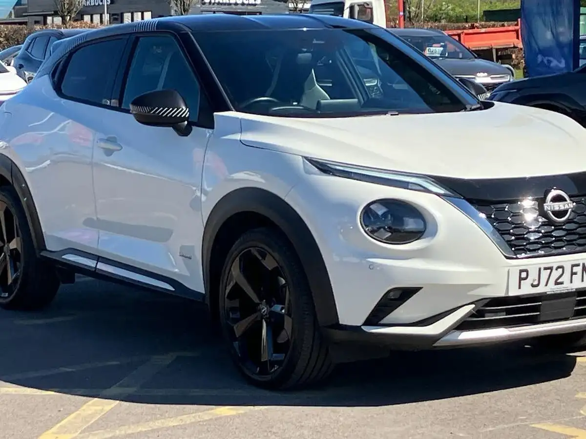 2022-nissan-juke-16-hybrid-premiere-edition-big-20