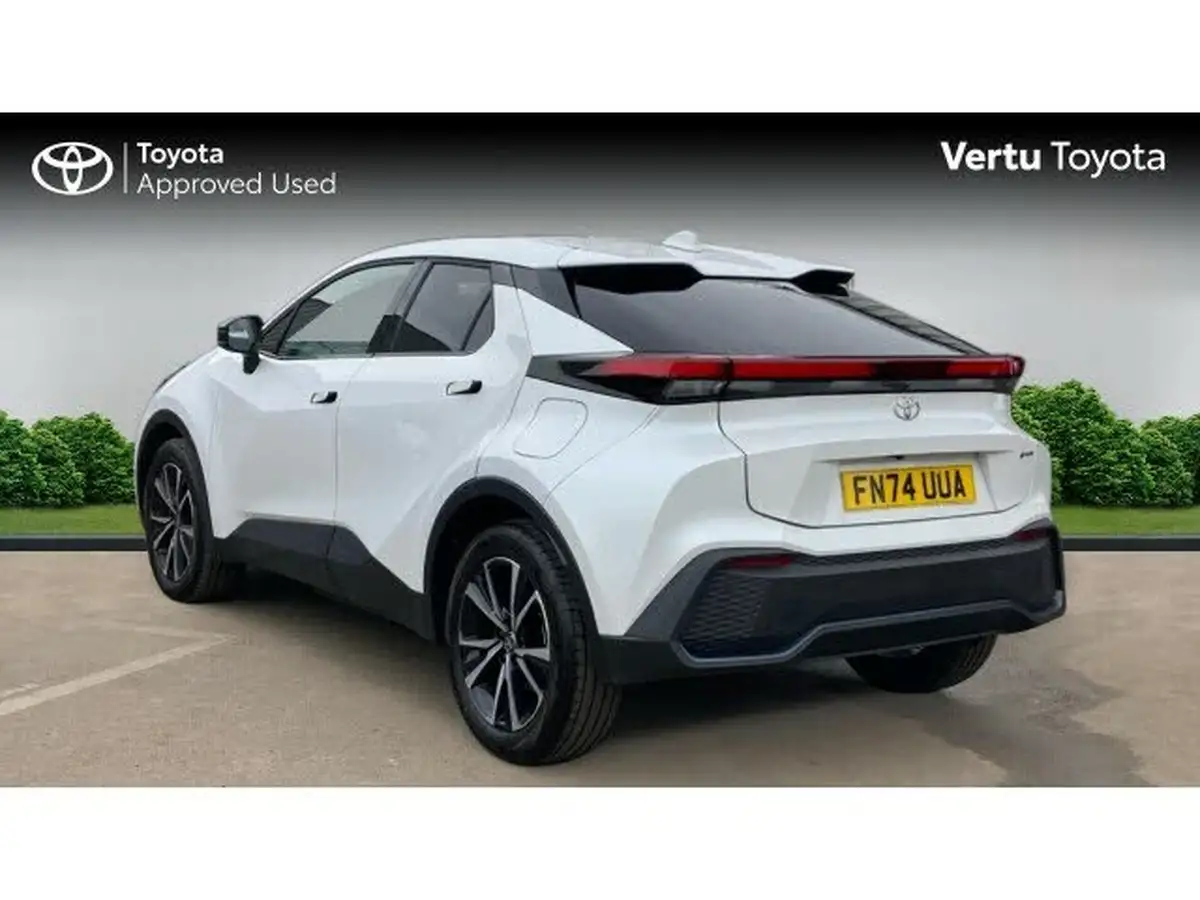 2024-toyota-c-hr-20-vvt-i-design-220bhp-plug-in-big-3