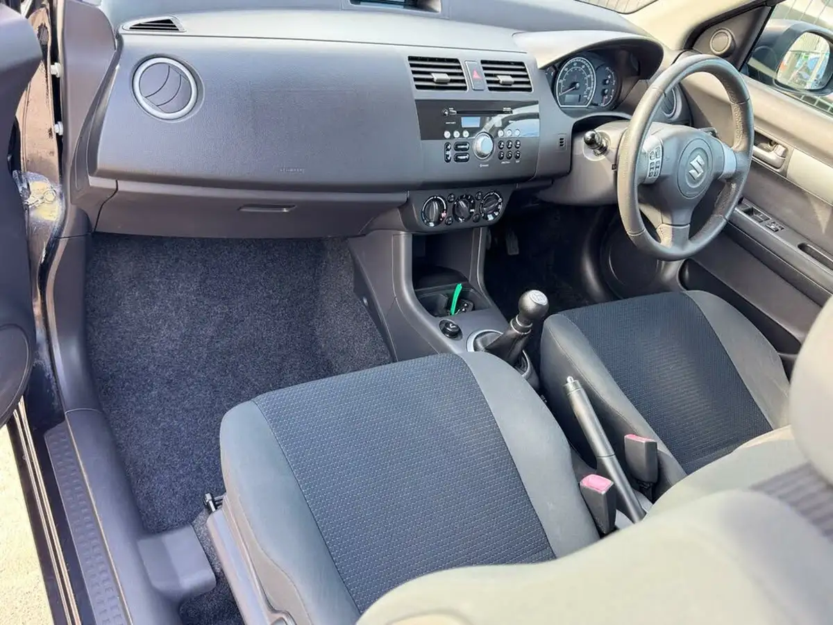 2008-suzuki-swift-15-glx-3d-big-41