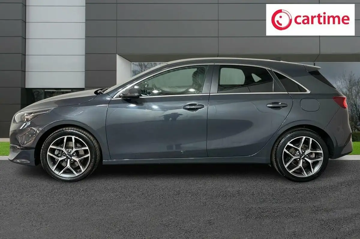 2022-kia-ceed-15-t-gdi-3-hatchback-big-2