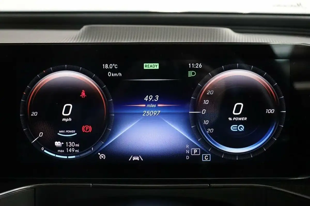 2022-mercedes-benz-eqc-e-eqc-400-amg-line-premium-plus-big-35