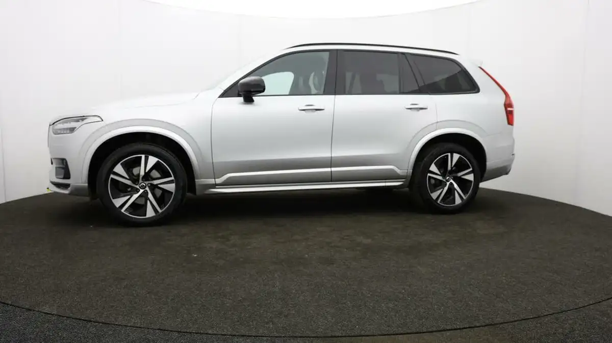 2021-volvo-xc90-20td-b5-r-design-big-56