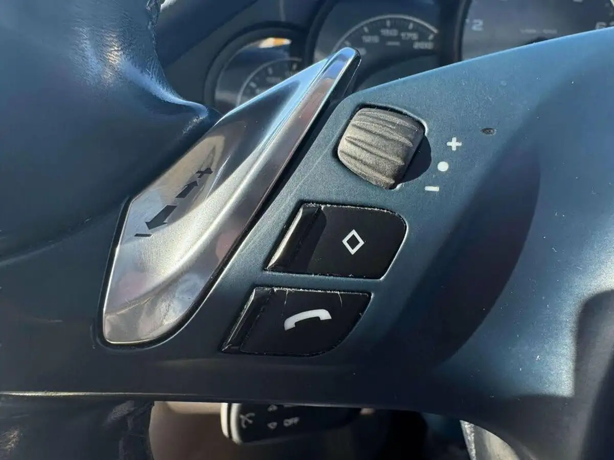 2010-porsche-panamera-48-4s-big-56