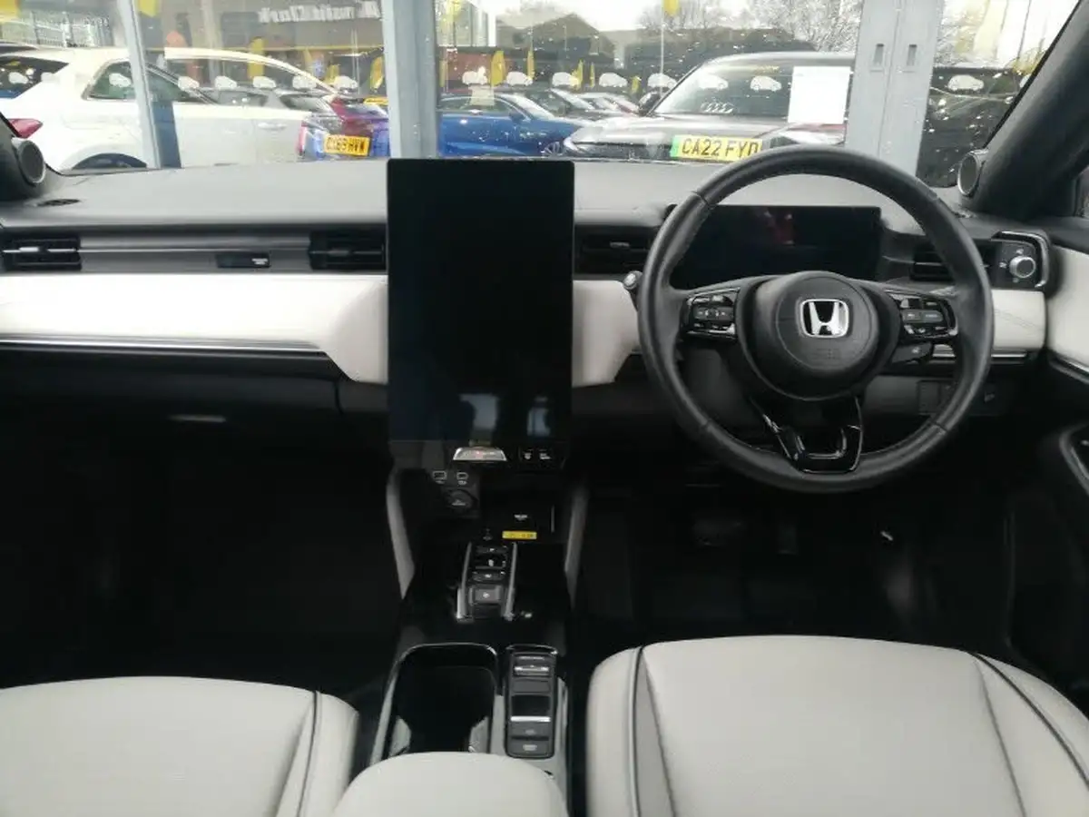 2024-honda-eny1-e-advance-big-2