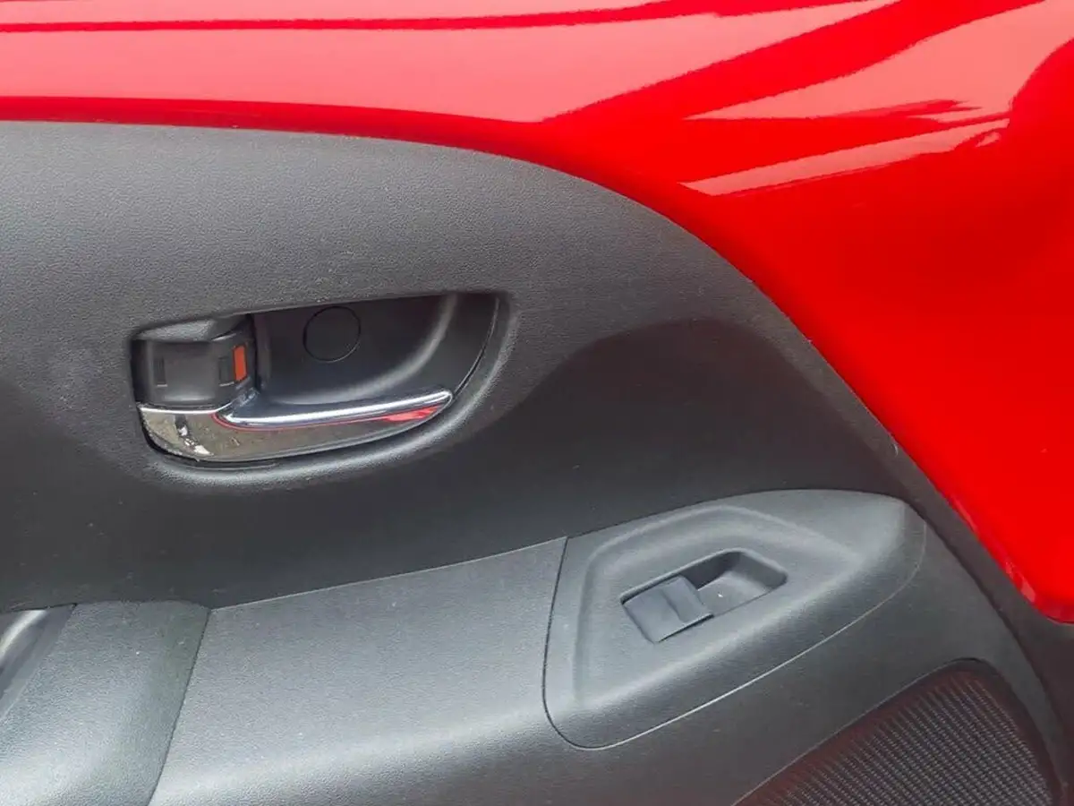 2021-citroen-c1-10-vti-jcc-big-23