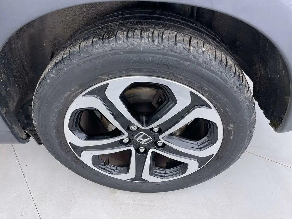 2015-honda-hr-v-15-i-vtec-se-big-21