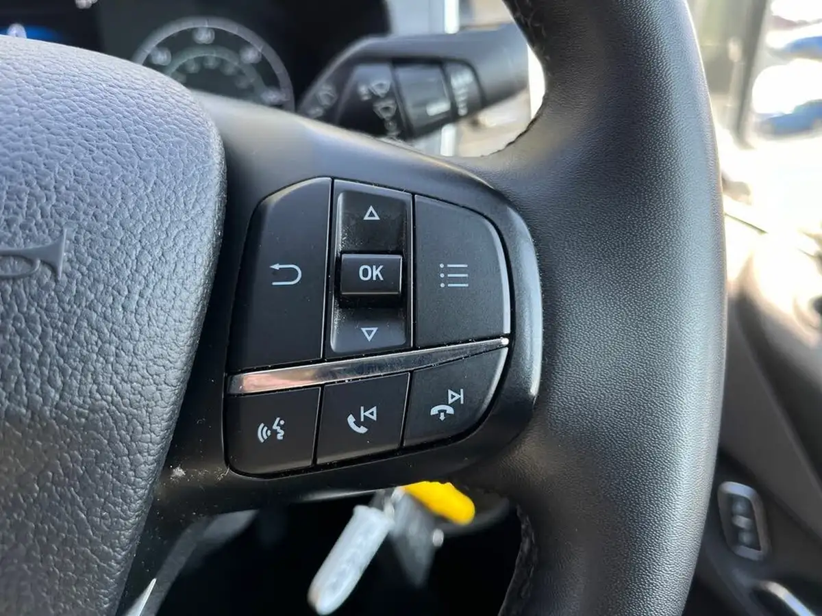 2022-ford-transit-custom-20tdci-320-l2h1-limited-170pseu6dt-double-cab-in-van-auto-big-39