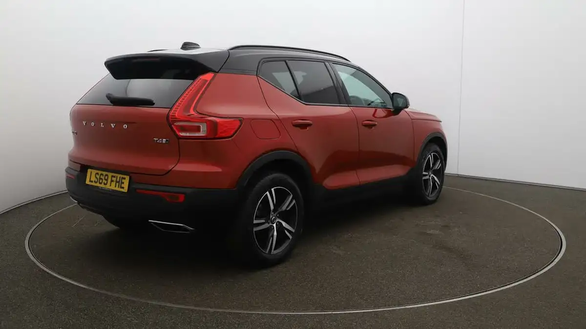 2019-volvo-xc40-20-t4-r-design-awd-big-7
