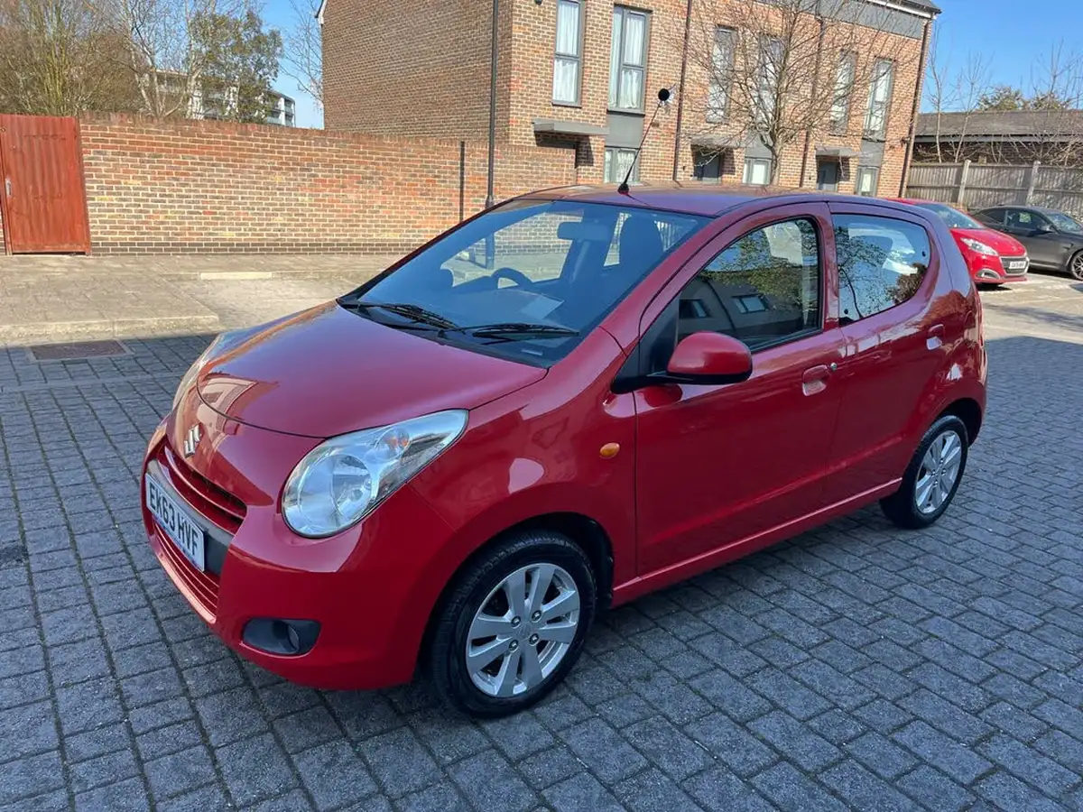 2013-suzuki-alto-10-sz4-auto-big-3