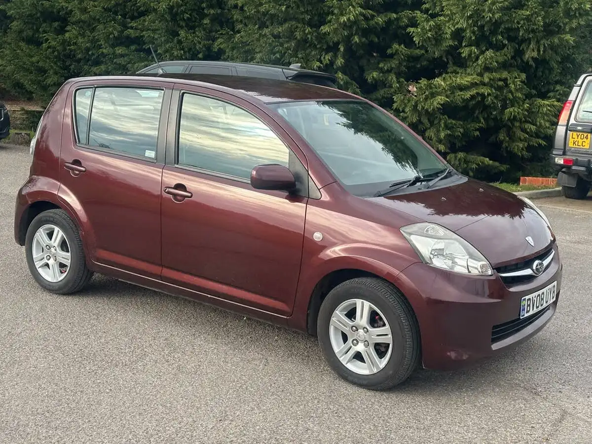 2008-subaru-justy-10-r-big-5