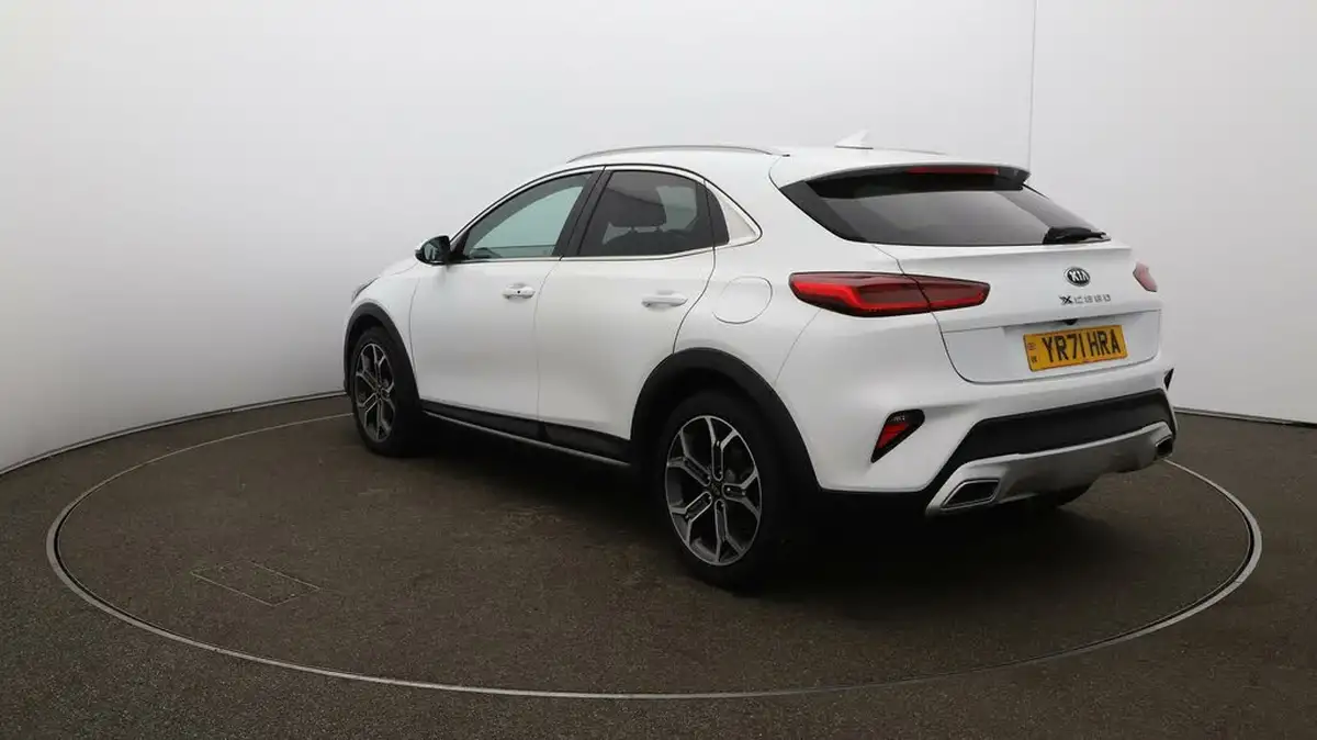 2021-kia-xceed-10-t-gdi-3-big-58