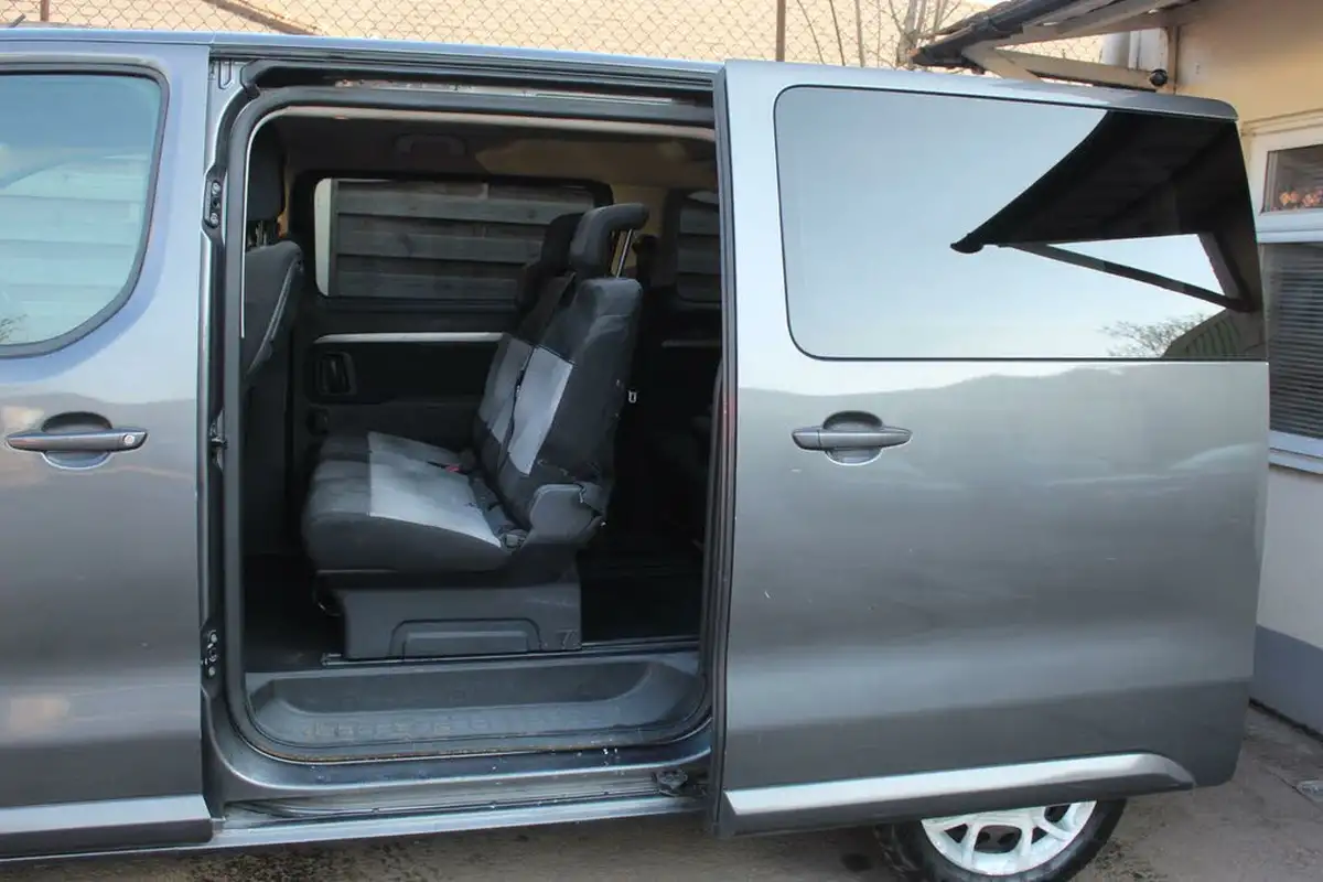 2019-citroen-spacetourer-20bluehdi-feel-m-150ps-big-6
