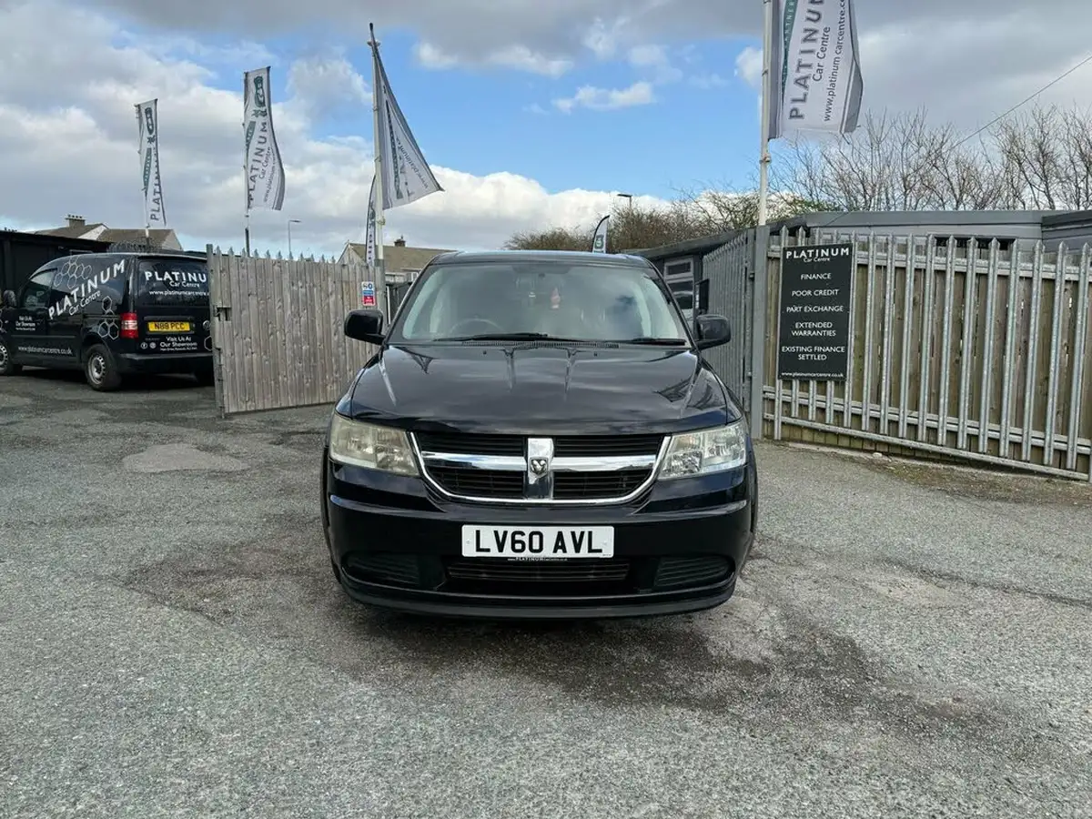 2010-dodge-journey-20td-se-big-1