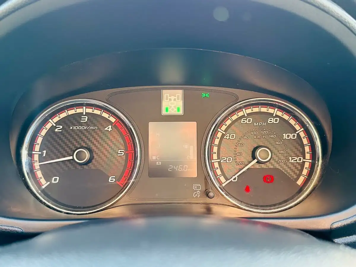 2019-mitsubishi-l200-24di-d-barbarian-eu6-big-47
