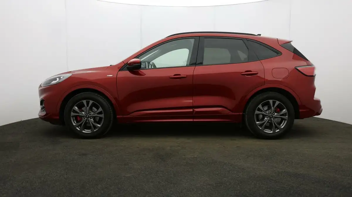 2021-ford-kuga-15-st-line-edition-big-3
