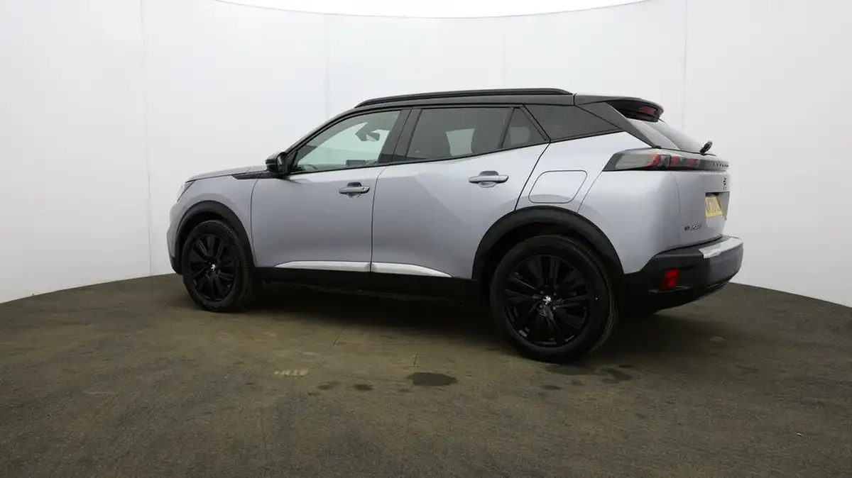 2020-peugeot-2008-suv-e-gt-big-59