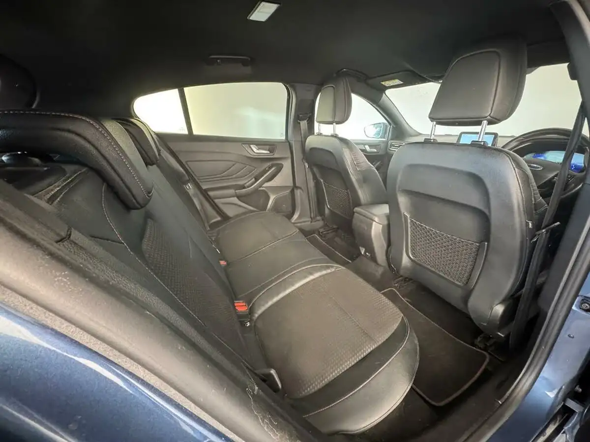 2020-ford-focus-10t-st-line-x-edition-155ps-hybrid-mhev-hatchback-big-15