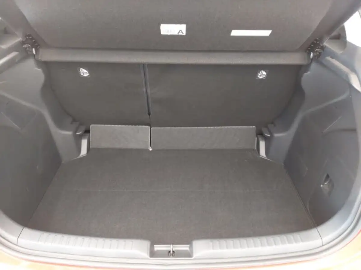 2022-toyota-yaris-15-vvt-i-icon-big-7