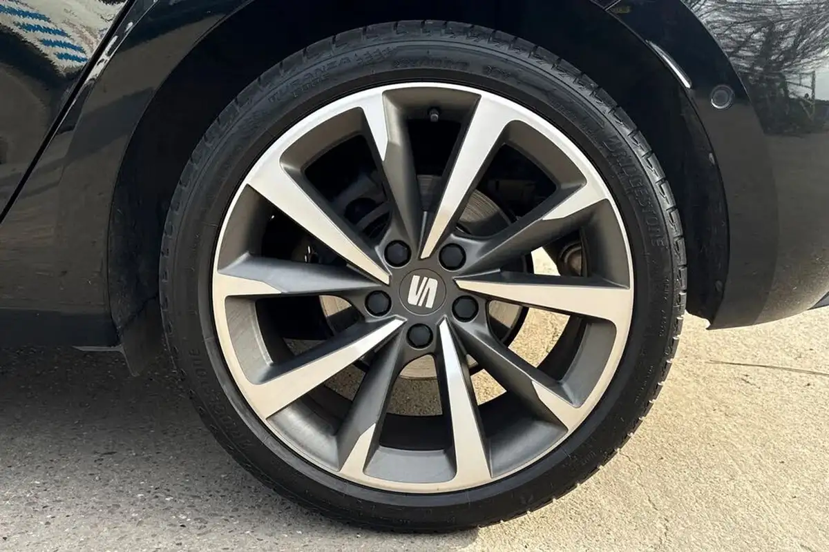 2022-seat-leon-15-tsi-evo-fr-sport-150ps-hatchback-big-11