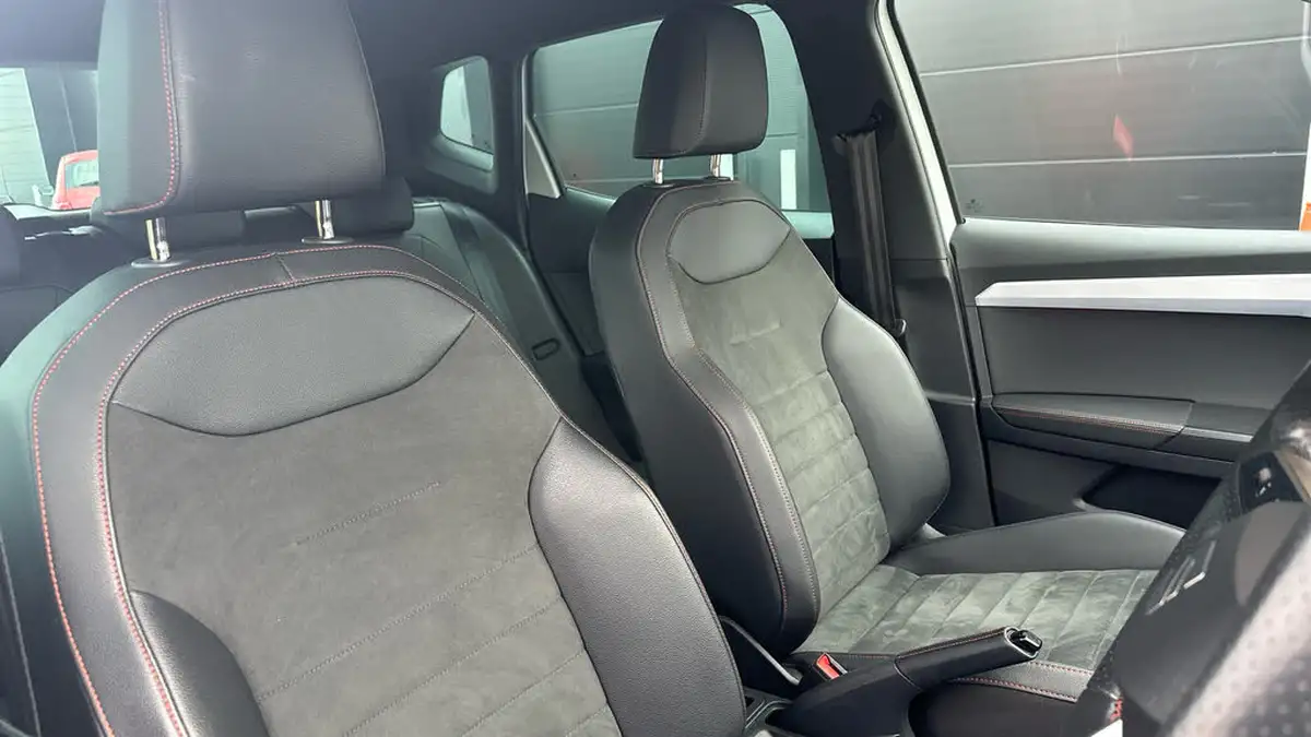 2022-seat-arona-10-tsi-fr-sport-big-41