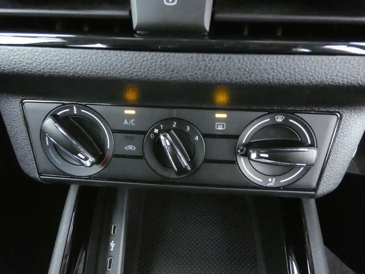 2021-skoda-scala-10-tsi-se-technology-95ps-big-12
