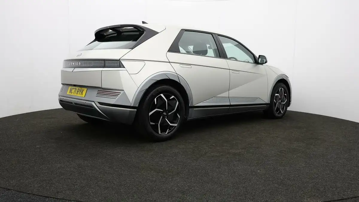 2021-hyundai-ioniq-5-e-premium-170ps-58kwh-rwd-big-24