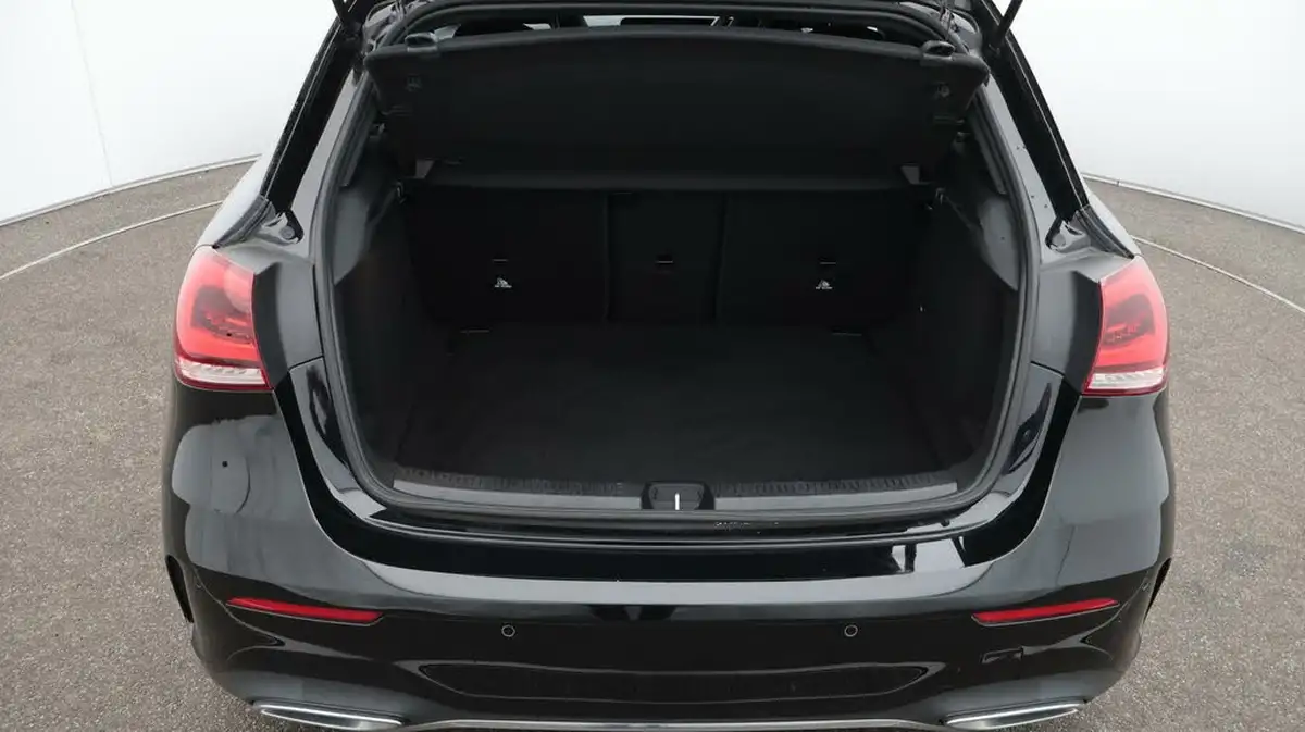 2020-mercedes-benz-a-class-13-a200-amg-line-executive-hatchback-5d-big-17